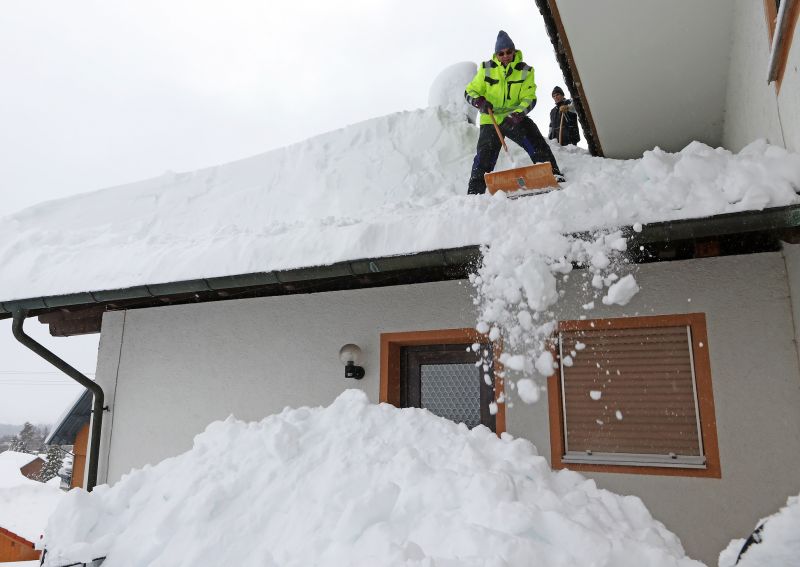 Winter Roofing Challenges